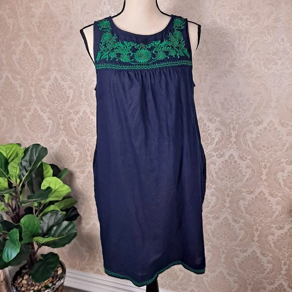J Crew Size Medium Navy Blue Shift Dress Green Embroidery Linen/Cotton Slvls EUC